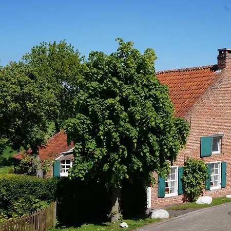 Holiday Home With 2 Bedrooms Holiday home Hamswehrum