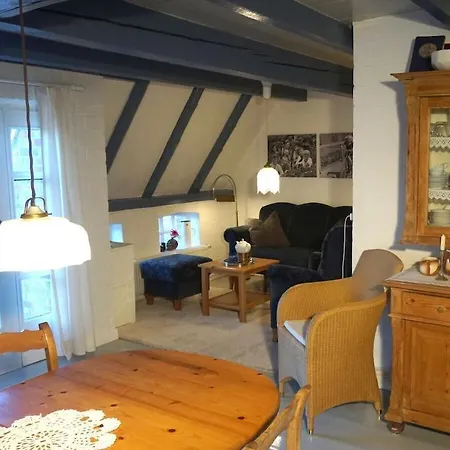 With 2 Bedrooms 度假居 Hamswehrum