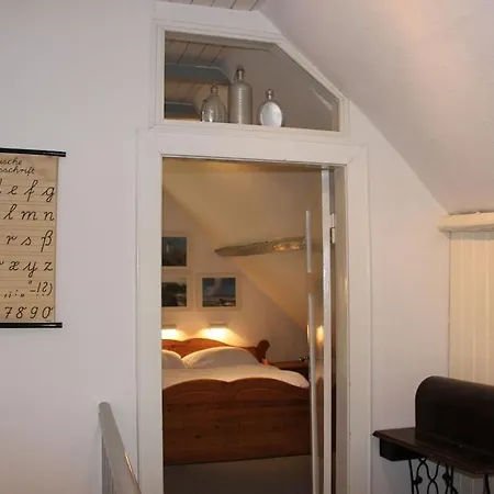 Holiday home Holiday Home With 2 Bedrooms Hamswehrum
